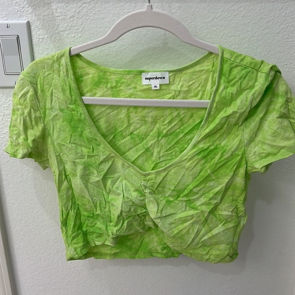 NEW Superdown Green Tie Dye Crop Top - Picture 6 of 9